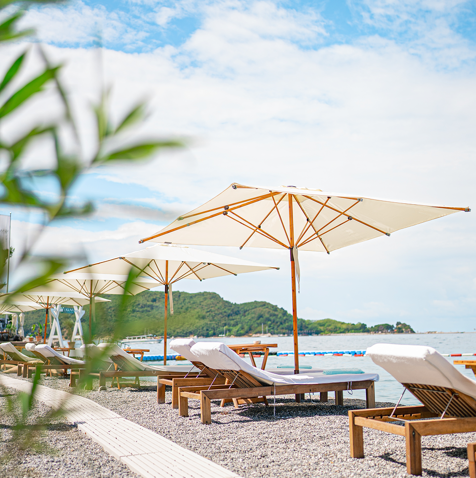 LAGUNA BEACH & RESTAURANT view 6